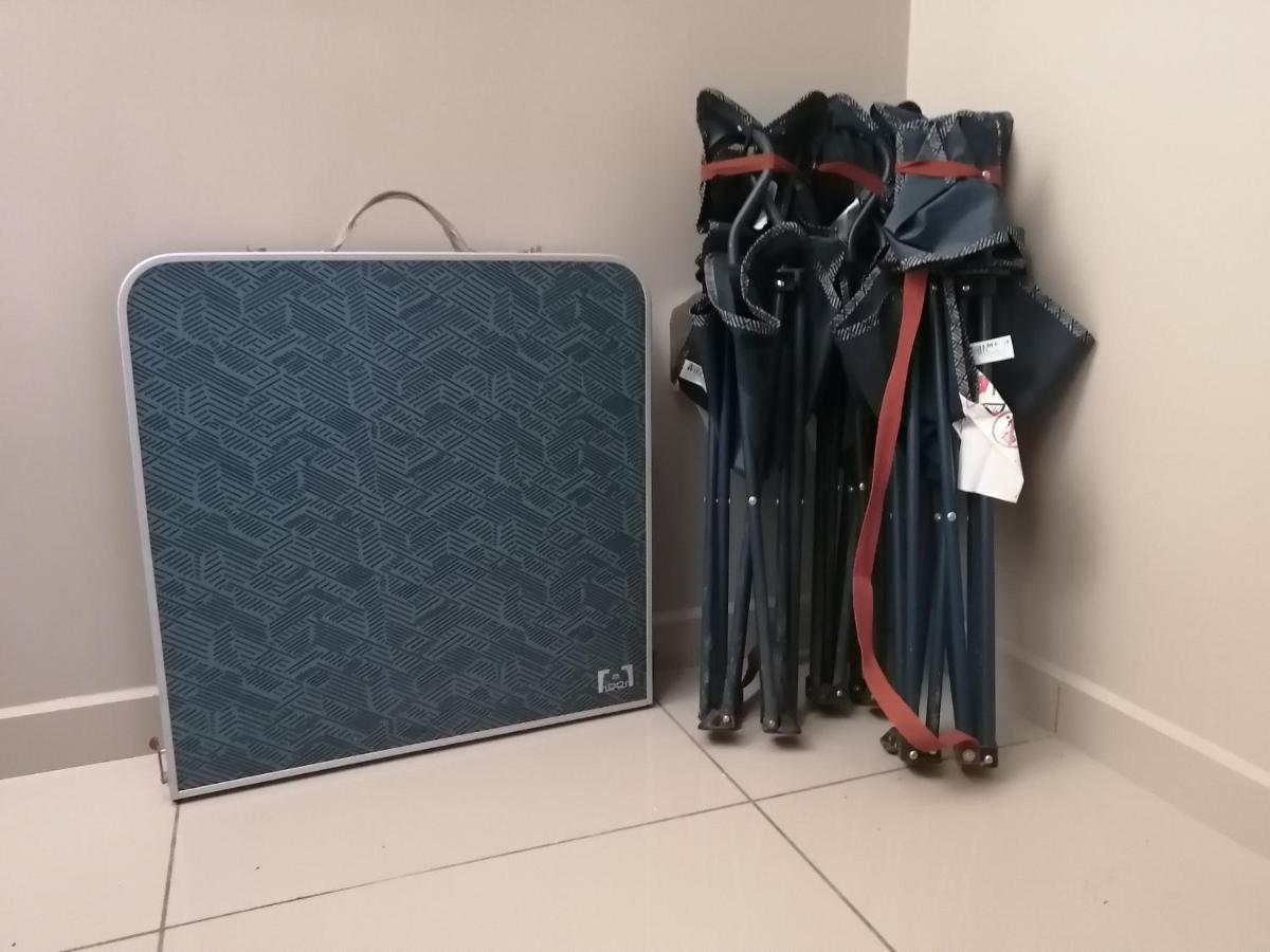 FARIDZ Homestay at Myra Saujana Kampong Simpang Empat Bagian luar foto
